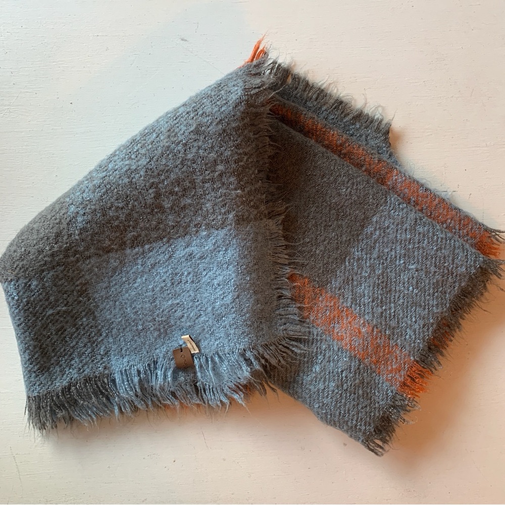 JACKSON ROWE Plaid Very Large Blanket Scarf